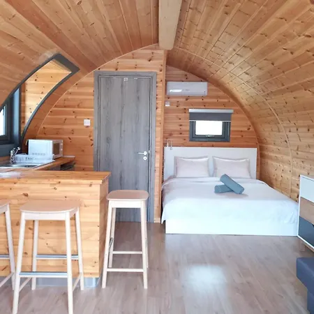 Kemp Glamping Pod *