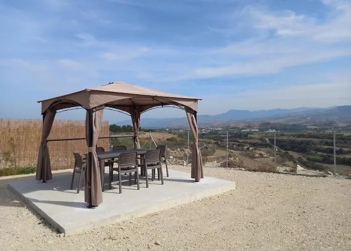 Glamping Pod キャンプ場 *